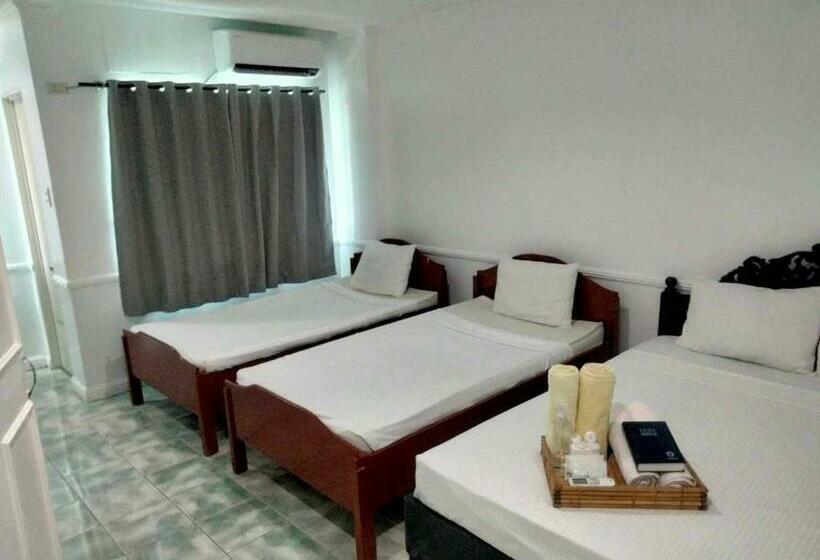 家庭间, North Shores Inn