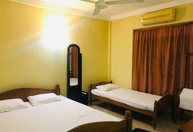 Номер Стандарт Трехместный, Green Parrot Family Resort