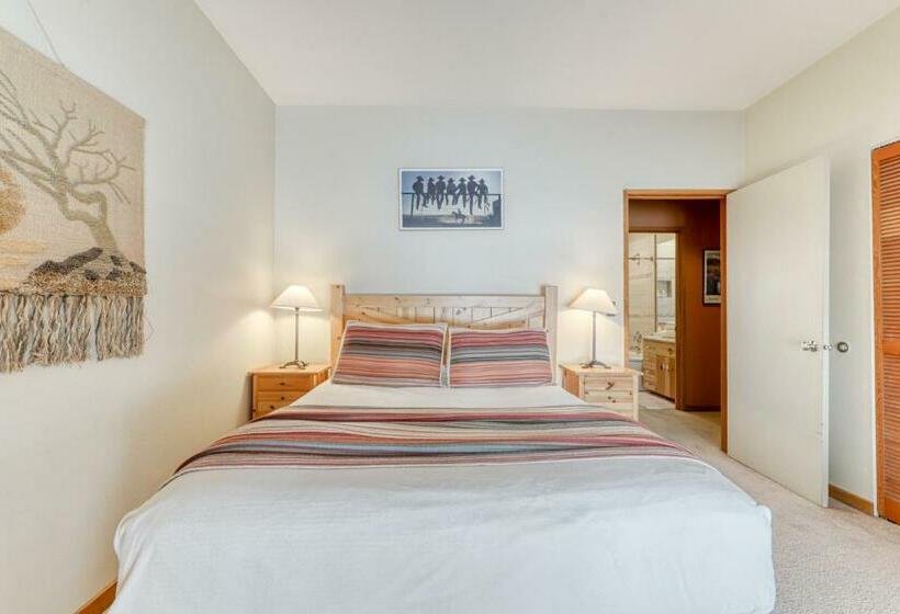 Апартаменты 2 Спальни, Meadow House 15 | Discover Sunriver