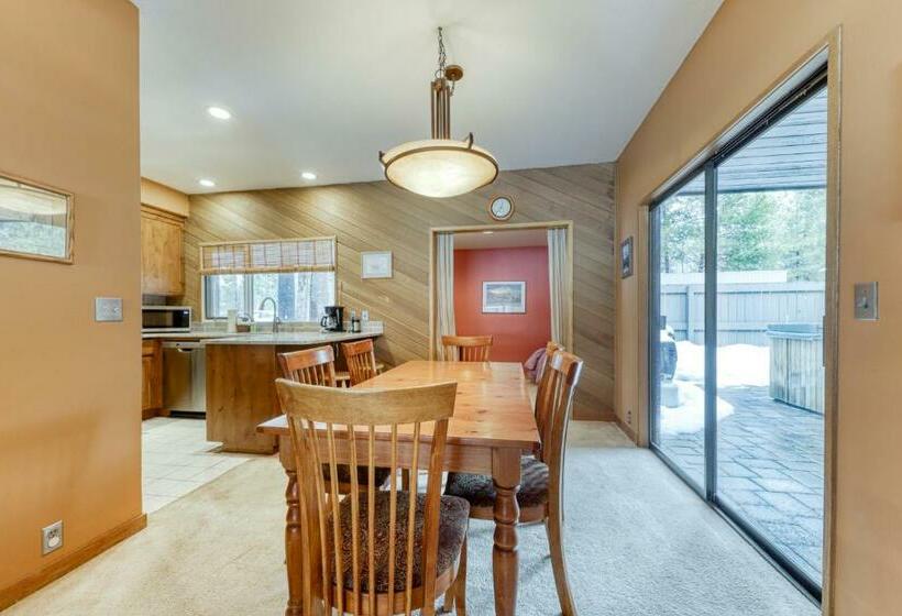 Апартаменты 2 Спальни, Meadow House 15 | Discover Sunriver