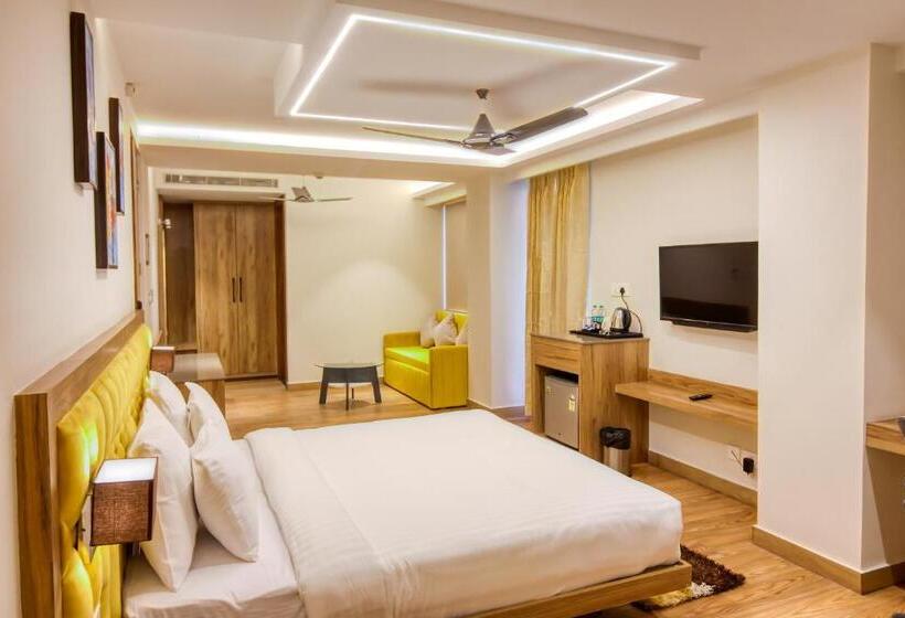 Pokój Rodzinny, Sj Paradise