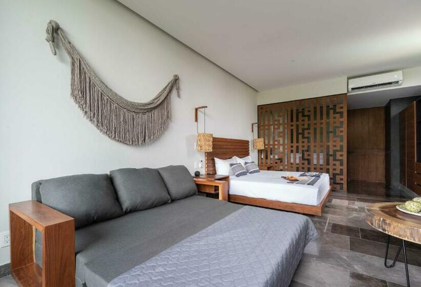 带1个卧室的带阳台的公寓, Iik Tulum