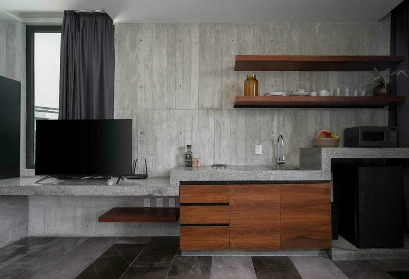 带1个卧室的带阳台的公寓, Iik Tulum