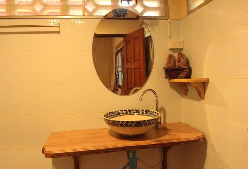 غرفة ديلوكس, Longtail Beach Resort