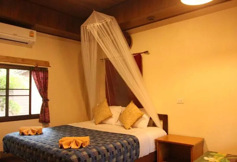 デラックスルーム, Longtail Beach Resort
