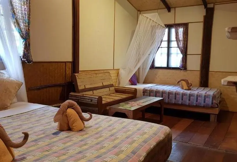 ガーデンビューファミリールーム, Longtail Beach Resort