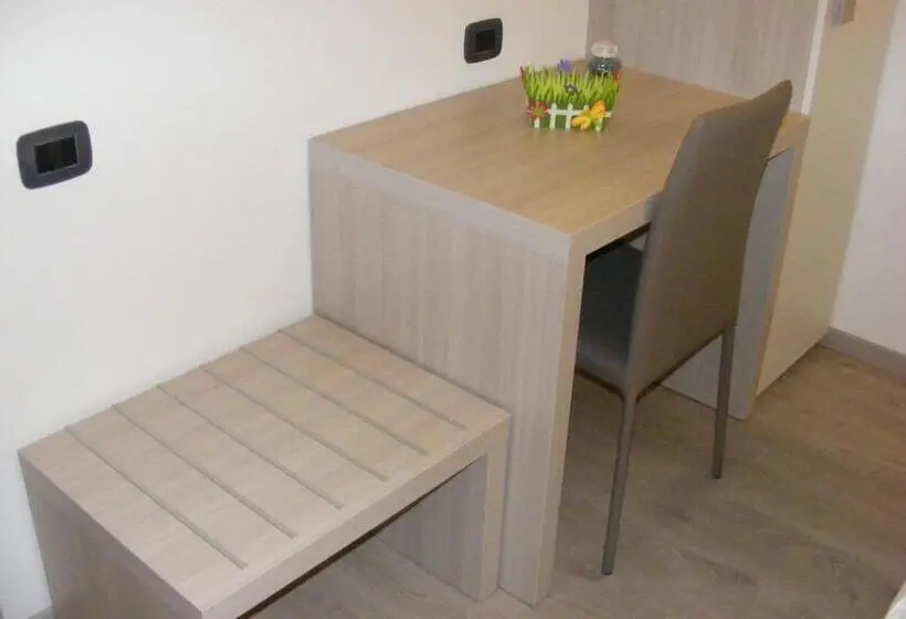Standard Yhden Hengen Huone, B&b Nuova Ostiglia