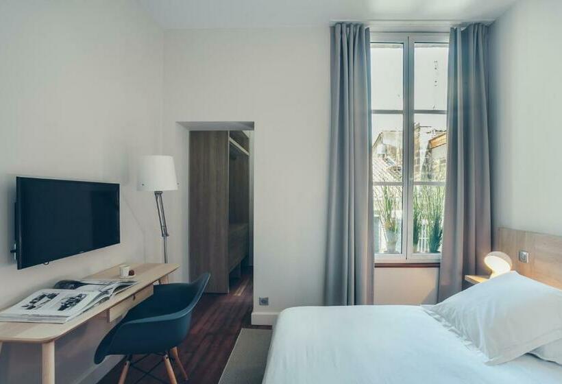 带3个卧室的公寓, Appartement T4 Cours De L Intendance