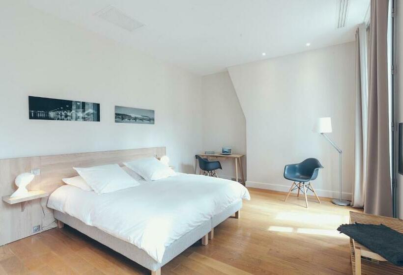 带3个卧室的公寓, Appartement T4 Cours De L Intendance