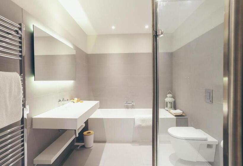 带3个卧室的公寓, Appartement T4 Cours De L Intendance