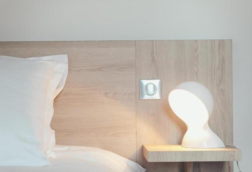 带3个卧室的公寓, Appartement T4 Cours De L Intendance