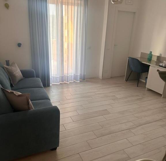 اتاق سوپریور سه تخته, La Corte Del Sole