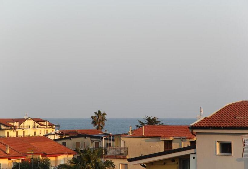 발코니가 있는 4인용 스탠다드 룸, La Dea Dell Abbondanza