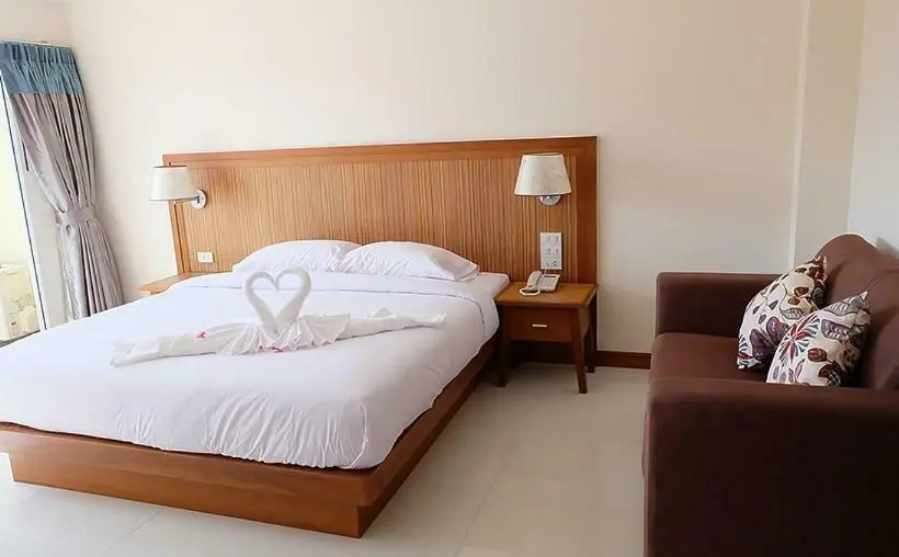 スタンダードルーム, Dhotel Pattaya