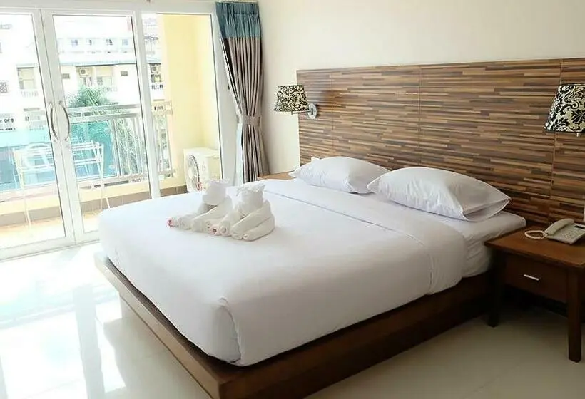 スーペリアールーム, Dhotel Pattaya