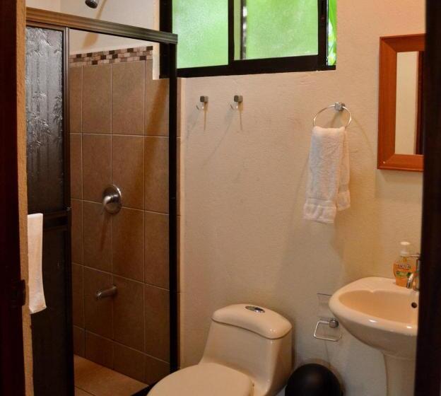 اتاق استاندارد سه نفره, D Lucia Quebrada Ganado, Jaco, Costa Rica