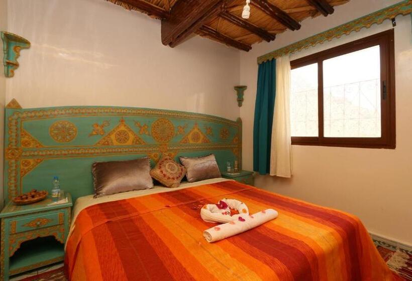 דירת שלושה חדרים, Kasbah Du Roches Armed