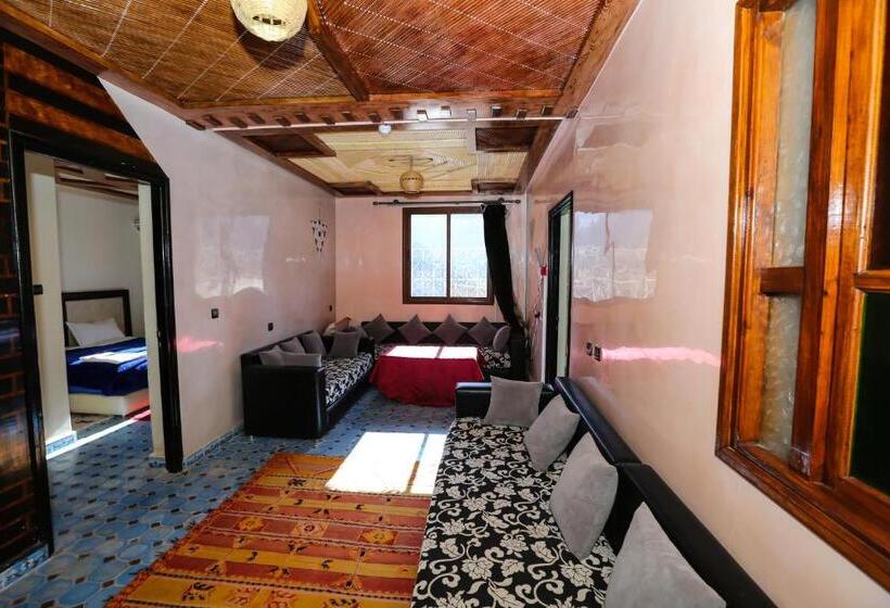 חדר סטנדרט נוף להרים, Kasbah Du Roches Armed