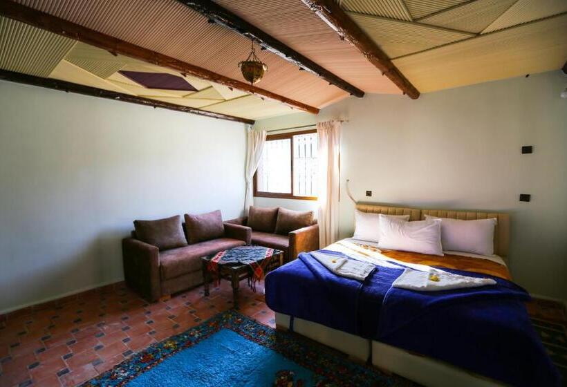 חדר סטנדרט נוף להרים, Kasbah Du Roches Armed