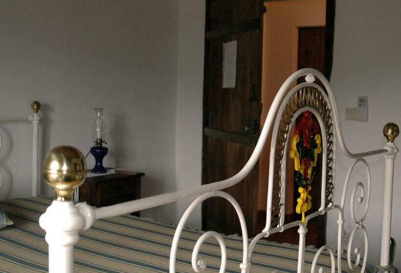 غرفة قياسية سرير مزدوج, Quinta Do Vaqueirinho   Agro Turismo