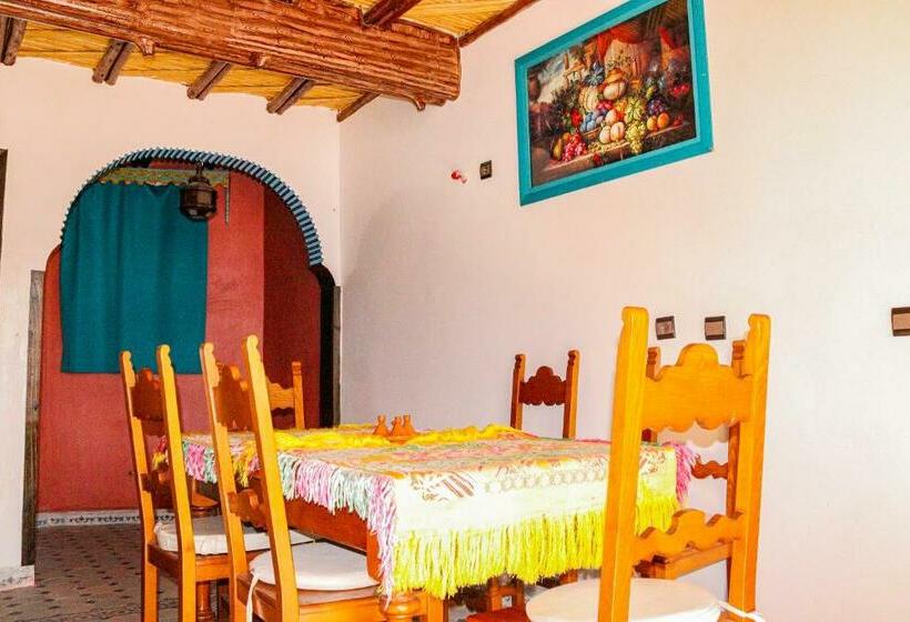 דירת שלושה חדרים, Kasbah Du Roches Armed