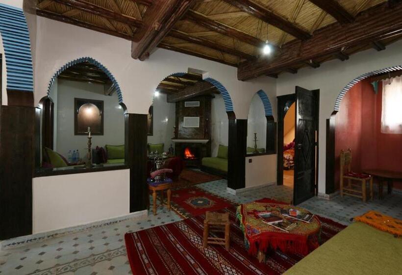 דירת שלושה חדרים, Kasbah Du Roches Armed