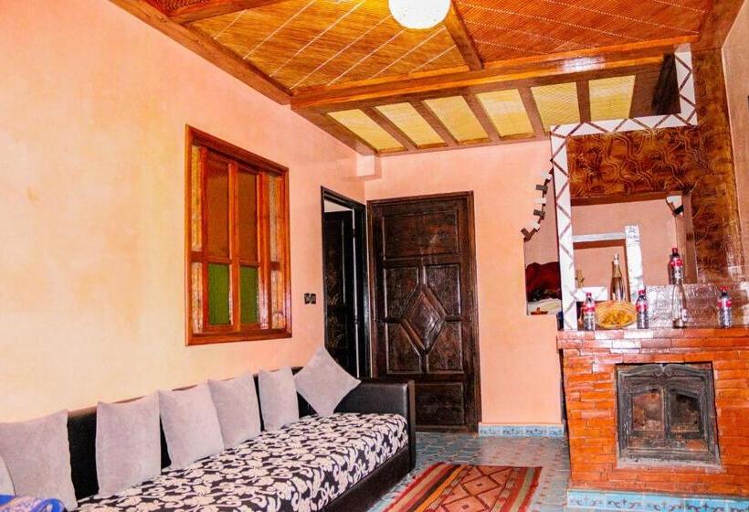 חדר סטנדרט נוף להרים, Kasbah Du Roches Armed