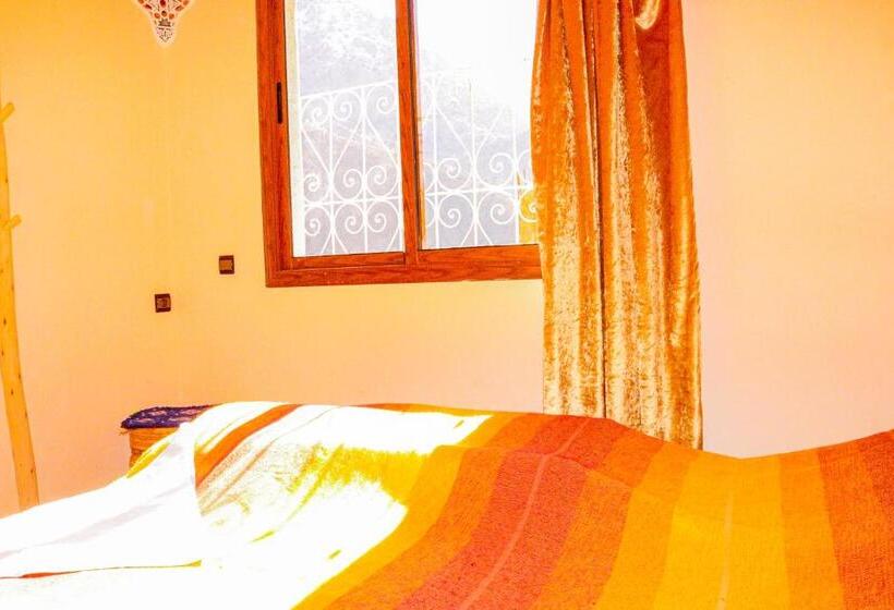 חדר סטנדרט נוף להרים, Kasbah Du Roches Armed