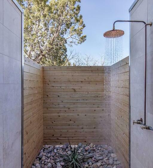 غرفة قياسية, Ofland Escalante