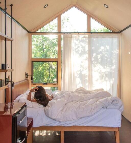 غرفة قياسية, Ofland Escalante