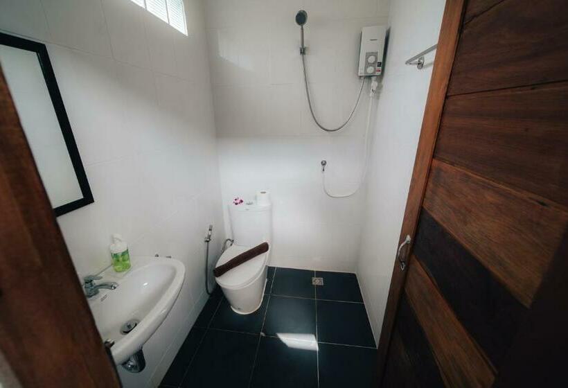 חדר בסיסי, Baan Laanta@lanta