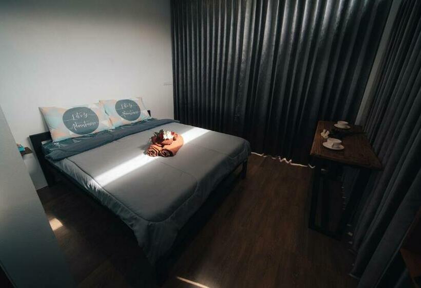 חדר בסיסי, Baan Laanta@lanta