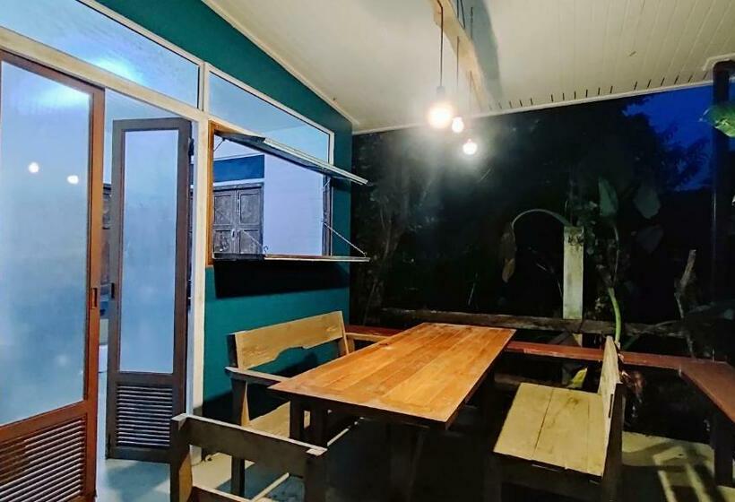 חדר בסיסי, Baan Laanta@lanta