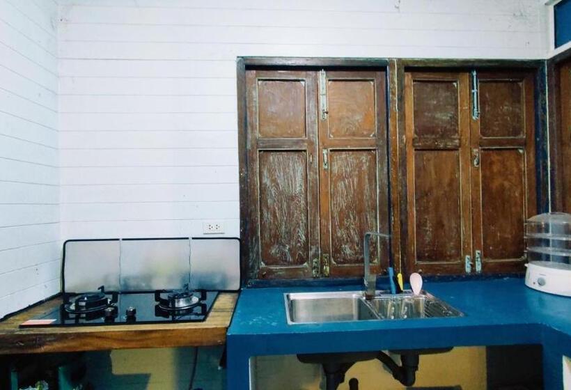 חדר בסיסי, Baan Laanta@lanta