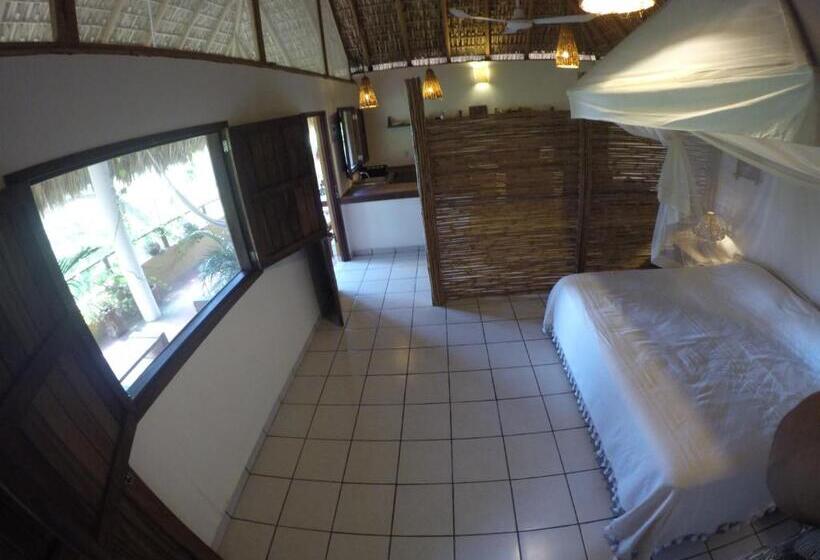 חדר דלוקס עם מרפסת נוף לים, Casa Aditi