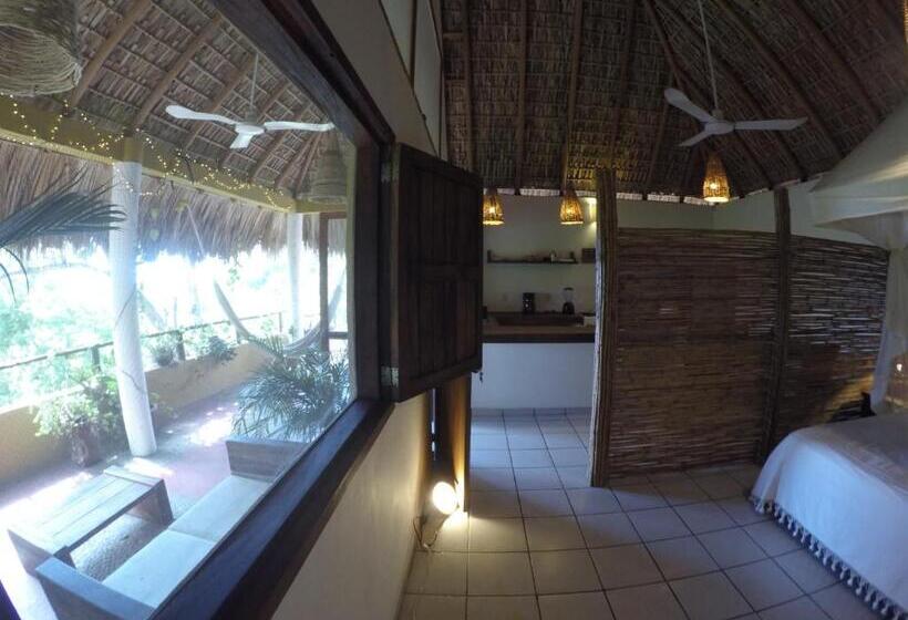 חדר דלוקס עם מרפסת נוף לים, Casa Aditi