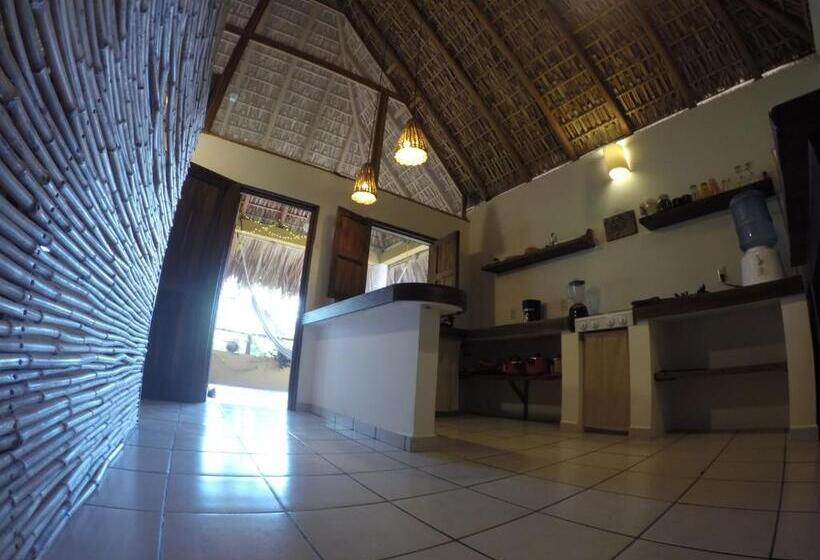 חדר דלוקס עם מרפסת נוף לים, Casa Aditi