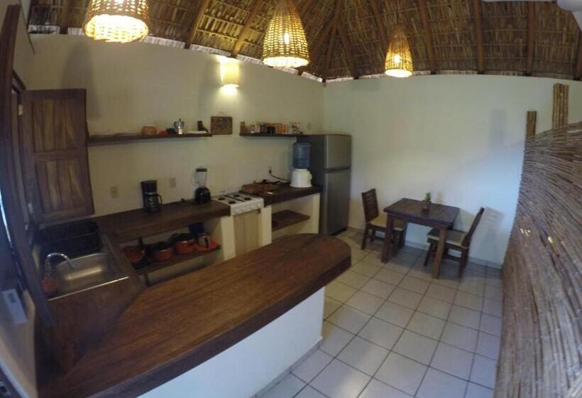 غرفة ديلوكس مطلّة علي البحر مزوَّدة بشُرفة, Casa Aditi