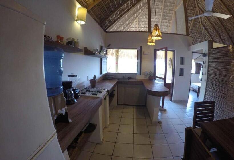 חדר סטנדרט לארבעה נוף לים, Casa Aditi