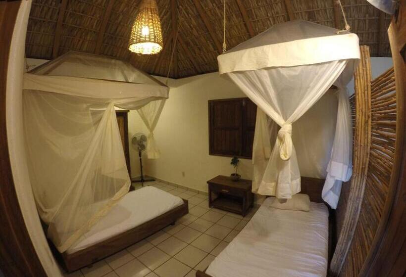 غرفة قياسية رباعية مطلة على البحر, Casa Aditi