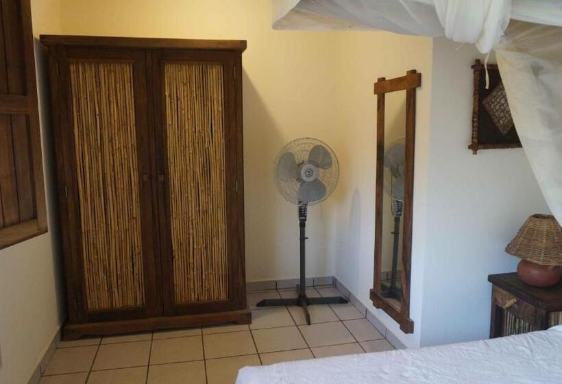 חדר סטנדרט לארבעה נוף לים, Casa Aditi