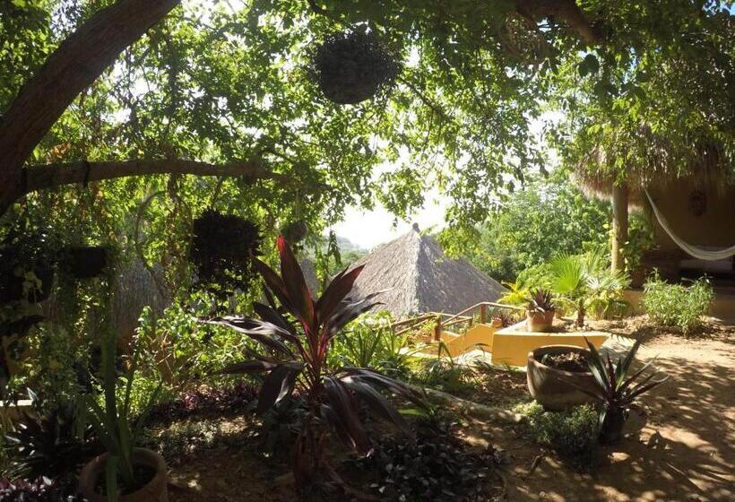 غرفة ديلوكس مطلّة علي البحر مزوَّدة بشُرفة, Casa Aditi