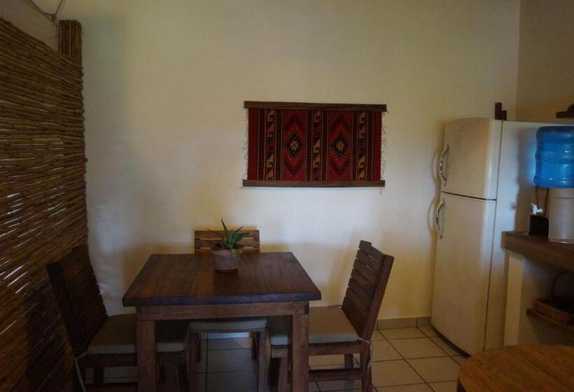 חדר סטנדרט לארבעה נוף לים, Casa Aditi