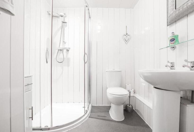 חדר סטנדרט לשלושה, Mystayinn Strathblane House