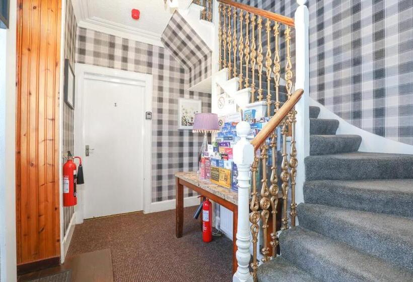 חדר סטנדרט לשלושה, Mystayinn Strathblane House