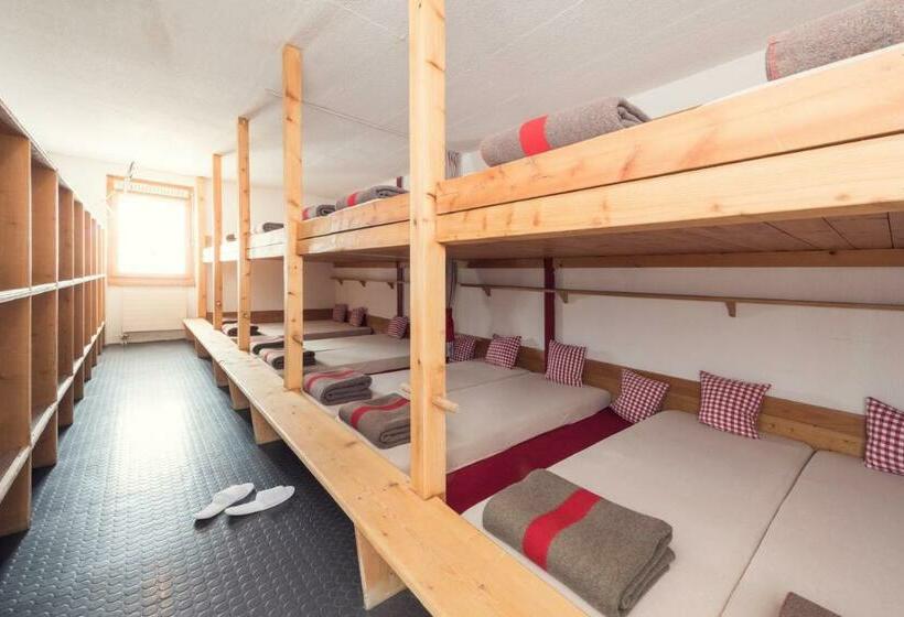 Yatak Paylaşımlı Oda, Berghaus Diavolezza