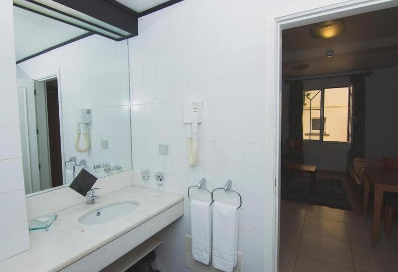 스탠다드 스튜디오, Apartamentos Turisticos Avenue Park