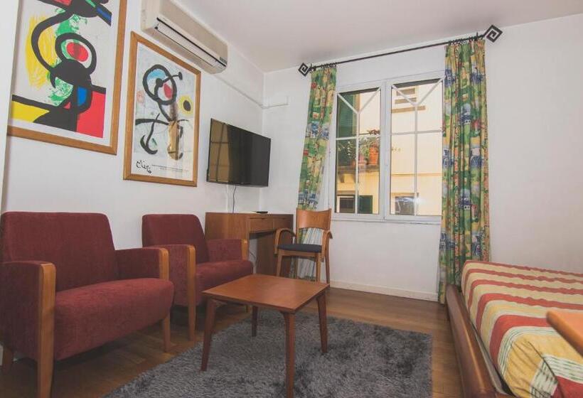 스탠다드 스튜디오, Apartamentos Turisticos Avenue Park