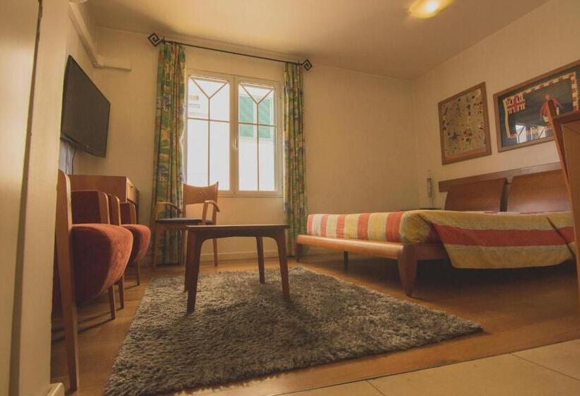 스탠다드 스튜디오, Apartamentos Turisticos Avenue Park