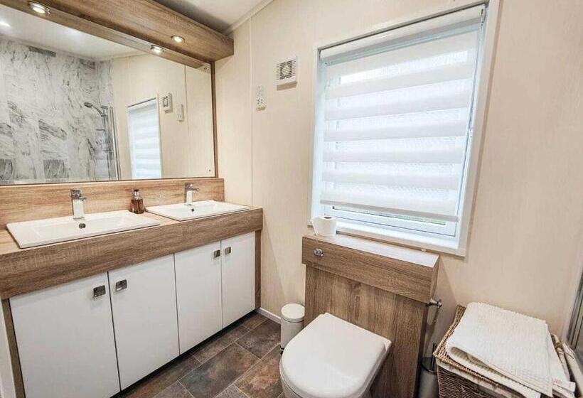 1ベッドルームアパートメント, Chycara